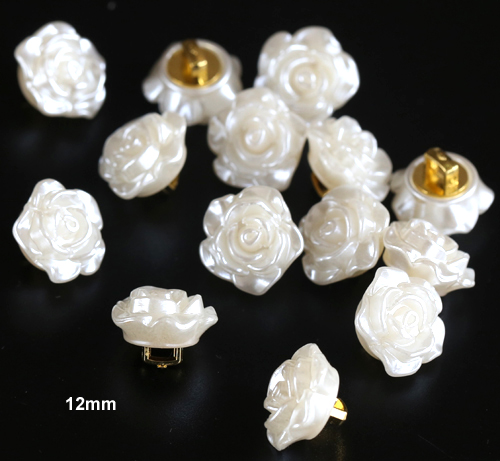 Button Hole Cutter - 20 ชิ้น/ล็อตขนาด: 12 มม.แฟชั่นดอกไม้ Peal สีปุ่มอุปกรณ์เสริมเรซิ่นปุ่มตกแต่ง