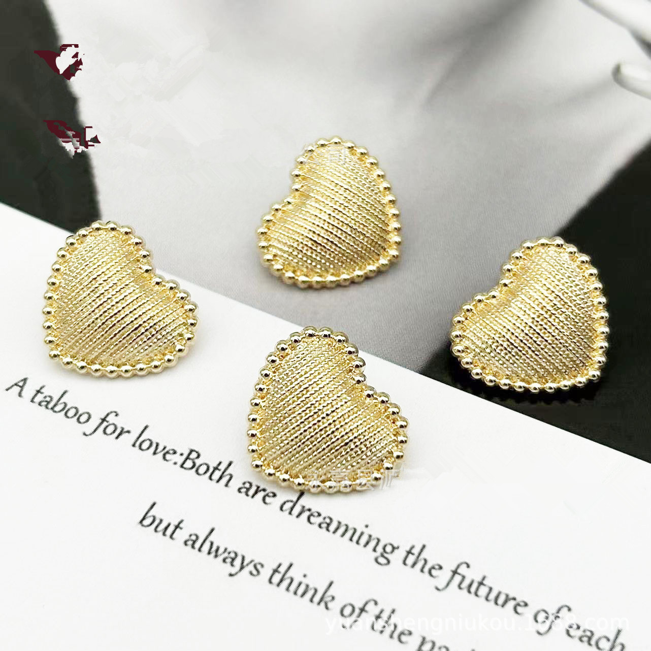 กระดุมโลหะรูปหัวใจ10ชิ้นกระดุม - Button Hole Cutter บทวิจารณ์และราคา
